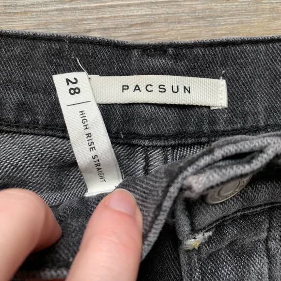 PacSun Black Straight Leg Jeans with White Floral Pattern - Picture 3 of 9